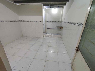 Giảm ngay 200k trong tháng đầu, phòng trọ ngã tư Bốn xã, Quận Bình Tân