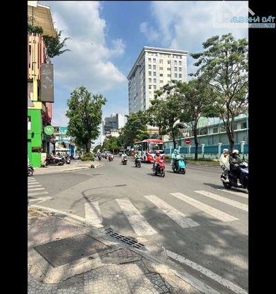 Huỳnh Văn Bánh, phường 17, Phú Nhuận - 62 m2 - 5.49 tỷ