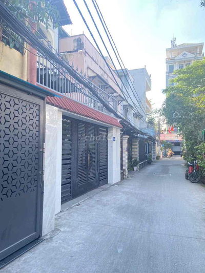 Nhà SANG đón TẾT liền kề Nam Long. Full nội thất xịn xò. Ngang ~ 4.5m