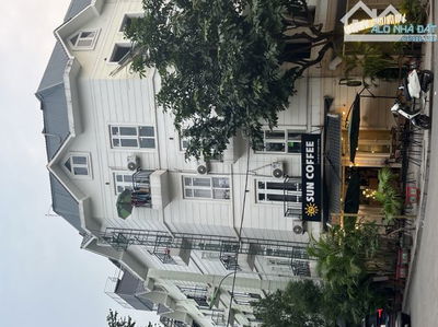 Chính chủ e cần bán nhà phân lô LK Đô Nghĩa. Lô áp góc, 2 mặt thoáng, 100m2 - 5t - mt5m.