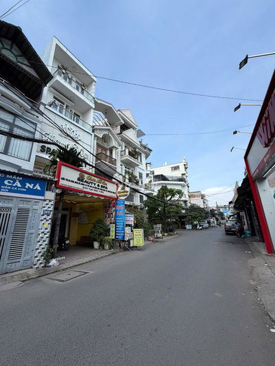 BÁN MẶT TIỀN KINH DOANH ĐƯỜNG 10M, 4.5X15M, SÂN 5M, 5 TẦNG 11.9 TỶ