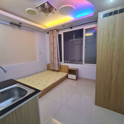 Chính chủ cho thuê CHDV full nội thất, mặt tiền đường 45.