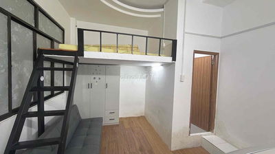 phòng 25 m2, có lửng full nội thất, Ở 3/61 Thành Thái, q10, giá 5.2 tr