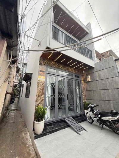 SIÊU PHẨM NHÀ PHỐ 2 TẦNG MỚI HOÀN THIỆN- FULL NTCC / NGAY CHỢ TÂN QUY