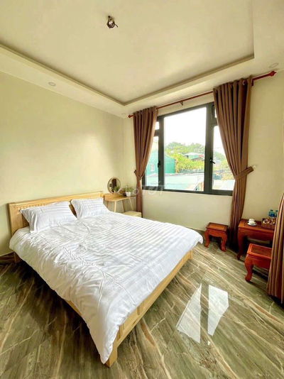 🔥CHO THUÊ VILLA CÁCH HỒ XUÂN HƯƠNG 350m Giá 15 triệu