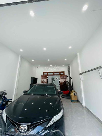 Bán nhà 1 trệt 1 lầu P. Phú Hoà đối diện Chung cư Happy One Central