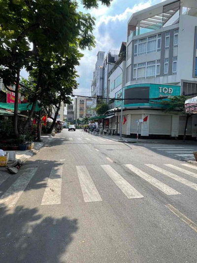 CHO THUÊ GẤP NHÀ MẶT TIỀN 2PN 2WC - CÓ BAN CÔNG - KO NỘI THẤT