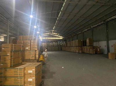 Cho thuê kho Bình Tân 1700 m2