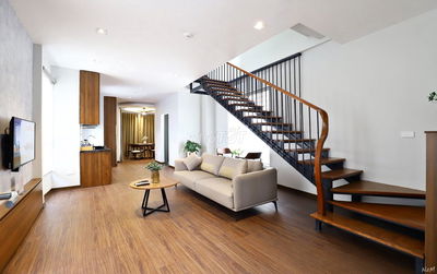 Cho Thuê Căn Hộ Dịch Vụ Duplex 2 Ngủ Khách 140m² Âu Cơ Tây Hồ Hà Nội