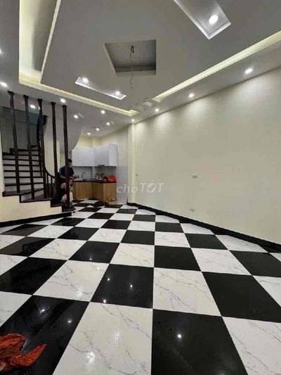 Sở Thượng, Yên Sở, nhà 33m2, 5t, 3pn, sđcc, 7.78 tỷ