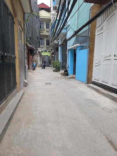 Trương Định nhà đẹp - oto vào nhà- ô chờ thang máy.