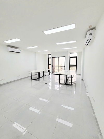 Cho thuê sàn văn phòng 120m2, 214 Nguyễn Xiển, Chính chủ giá ưu đãi