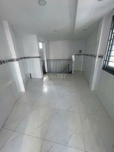 Bán nhà 133/25/1 Ni Sư Huỳnh Liên, P10, Tân Bình