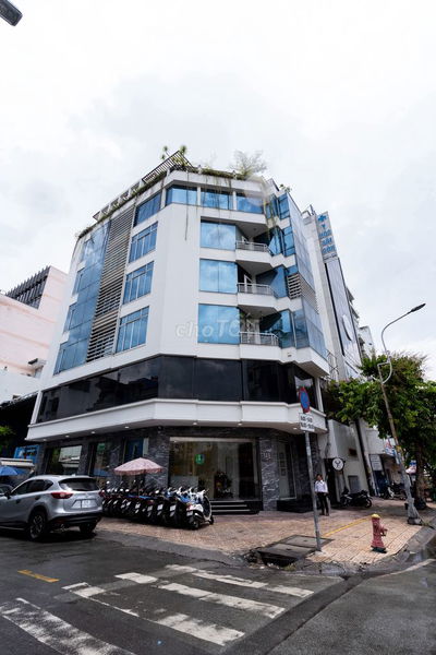 Cho thuê Toà nhà | Căn Góc 2MT | 149 Nguyễn Văn Cừ - Giáp Ranh Quận 1