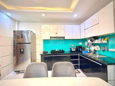 Cần bán nhà 4 tầng đường Mã lò Bình Tân dt 4x14m giá 6,75 tỷ.