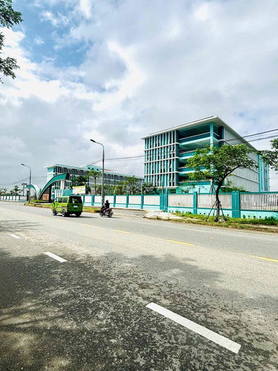 Mặt tiền Mai Đăng Chơn cạnh Trường Cao Đẳng Nghề