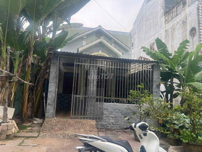 Nhà xây kiên cố- kiểu hiện đại- cửa gỗ cao cấp, khu dân cư An Thới,