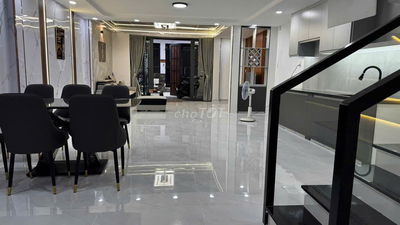 NHÀ ĐẸP GIÁ TỐT, HẺM Ô TÔ, NGANG 5.3, 99M², PHAN VĂN HỚN, QUẬN 12
