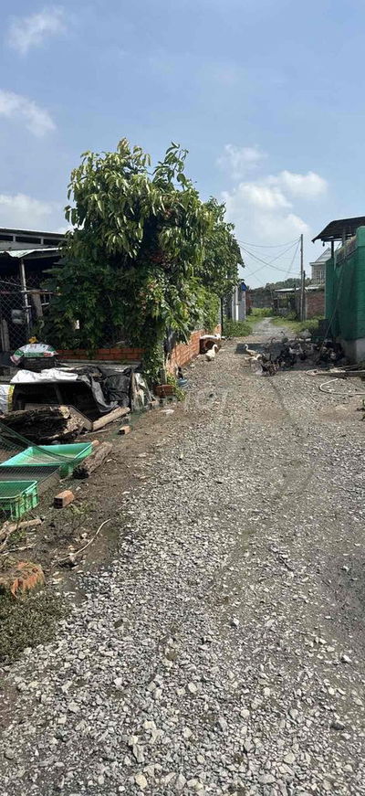 Bán khuôn Đất hiếm Ngang lớn gần 6m đường Xe Tải Xã Đức Hoà Đông