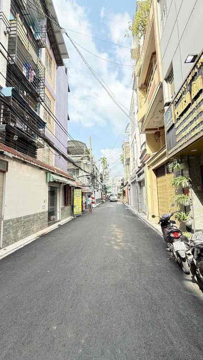 BÁN NHÀ - HẺM XE HƠI - 4 TẦNG - GẦN LÝ THƯỜNG KIỆT- 4 X 12 NỞ HẬU 4,3