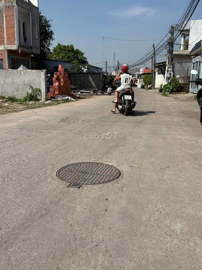 Bán Đất Mặt Tiền Cây Da Xề Đông Hoà Dĩ An