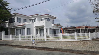 CHO THUÊ BIỆT THỰ GÓC 2 MẶT TIỀN NHÀ MỚI NỘI THẤT CAO CẤP