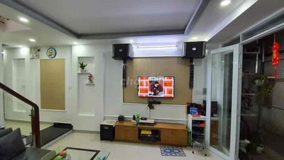 Bán nhà chính chủ 732/1 Hồng Bàng,P.1,Q.11