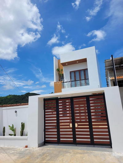 Bán gấp căn nhà lầu gần chợ Thạnh Phú - Trung Tâm Phường Tân Triều