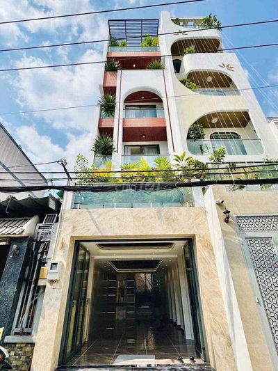 SIÊU NHÀ PHỐ CHÂN DÀI 4M x 21M LỮNG 4 LẦU NỘI THẤT CAO CẤP HẺM XE HƠI