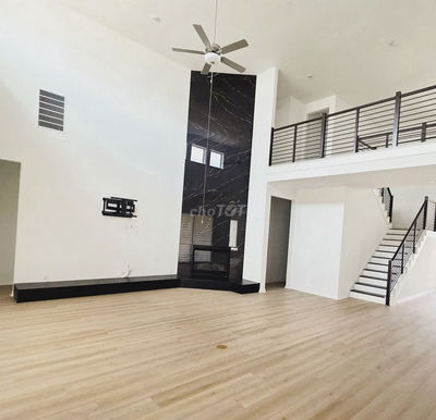 Cần bán căn hộ 68m2,  đối diện Sunworld Hà Nam