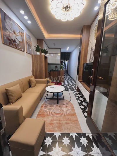 Bán gấp nhà Lê duẩn- Gần hồ, công viên, ga hà nội, 30m2x 5 tầng, 6.6tỉ