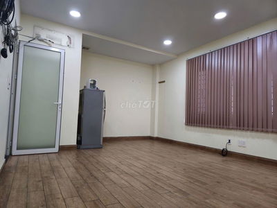 CHÍNH CHỦ CHO THUÊ MẶT BẰNG KINH DOANH 220M2