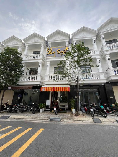 Cần bán gấp mặt tiền kinh doanh Spa