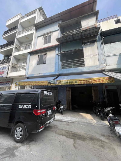 Nhà mặt tiền Đào Tấn, ngay chợ Hoà Bình, quận 5, TPHCM