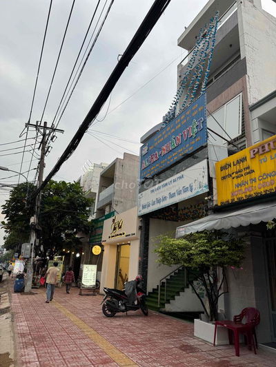 BÁN NHÀ 3 TẦNG MẶT TIỀN MAN THIỆN – ĐỐI DIỆN TTTM MAN THIỆN – 22 TỶ