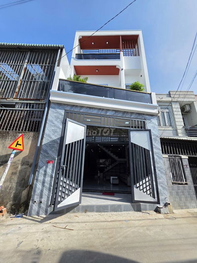 NHÀ 1 TRỆT 2 LẦU NỘI THẤT CC - GẦN NGÃ TƯ BÌNH CHUẨN - 70M2 - 3,4 TỶ