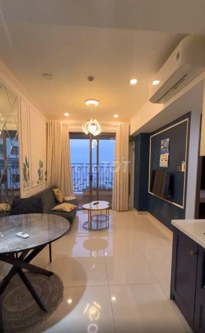 Cho thuê căn hộ cao cấp 2PN SAIGON ROYAL Q4, nhà cực đẹp, giá tốt