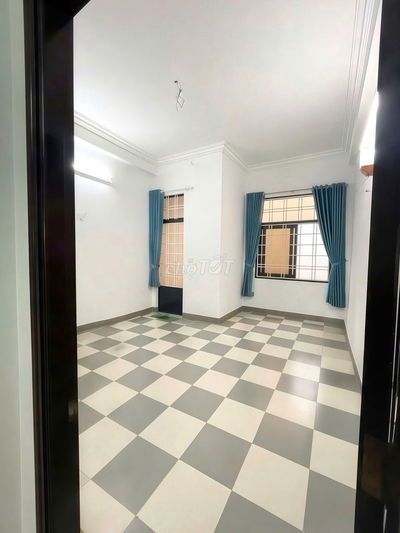 Phòng trọ 20m2 đường Thạch Lam, Tân Phú, HCM