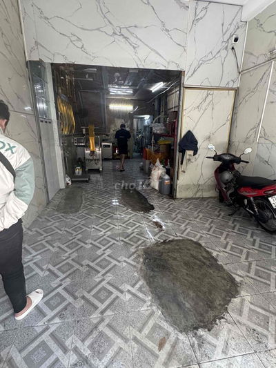 Nhà thuê hẻm xe tải thông Tân Sơn Nhì - Tân Phú  Dt 4x22m 1 trệt 1 lầu