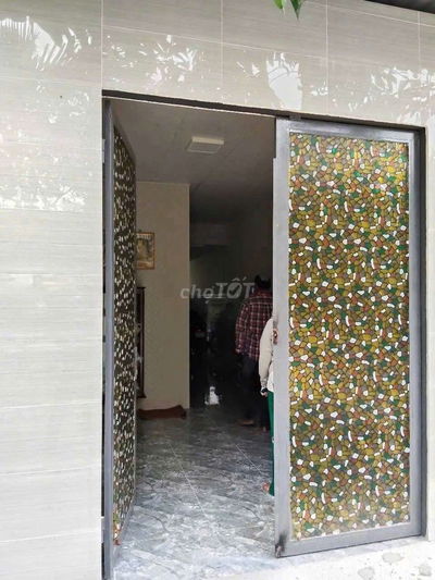 Cho cố nhà xã phong phú ql50