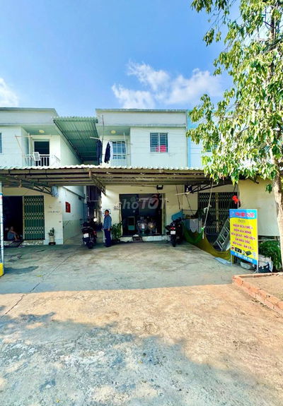 DƯỚI 1 TỶ - DÃY TRỌ DC4 GẦN KCN MỸ PHƯỚC, SHR Thu Nhập 16tr/th