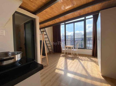 TRỐNG LẠI CHDV NGAY SÁT Q1 FULL NT MG RIÊNG BAN CÔNG Ở ĐƯỢC 4Ng4xe