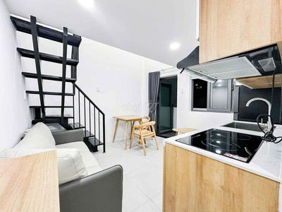 Siêu Phẩm Căn Có Gác Cửa Sổ Gần Đại Học Văn Lang Đặng Thuỳ Trâm
