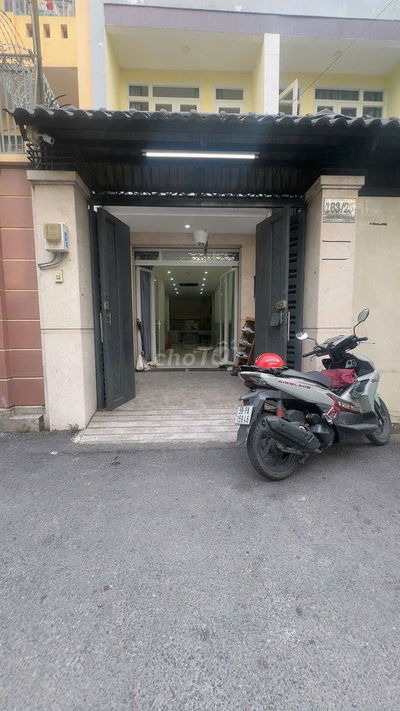 CHO THUÊ  MBKD HẺM XE TẢI  QUẬN 10