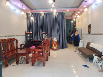 Nhà trệt 5 x 20 .2 pn hẻm xe hơi