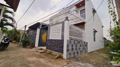 Nhà 4 phòng ngủ tân kim .. 86m2 SHR