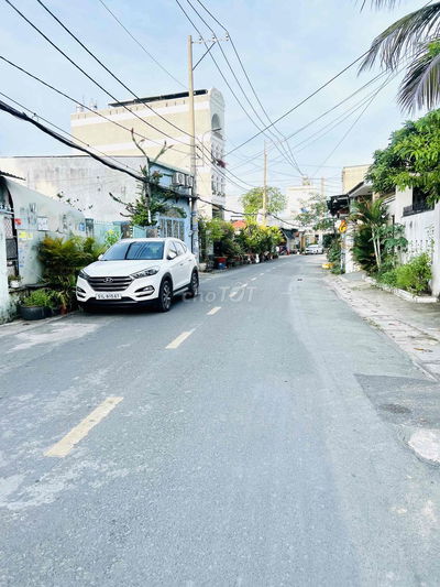 BÁN NHÀ TÂN THỚI NHẤT NHỈNH 7 TỶ, GẦN PHAN VĂN HỚN , 3 TẦNG ,FULL ĐỒ .