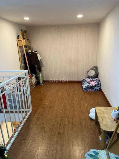 1ty9  NỞ Hậu -SÁT QUẬN 1 - NGAY HÀNG XANH