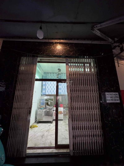 nhà 2 mặt tiền căn góc