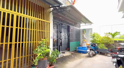 Bán Nhà Chính Chủ SHR Hẽm Xe Hơi - Cần Đước - Long An